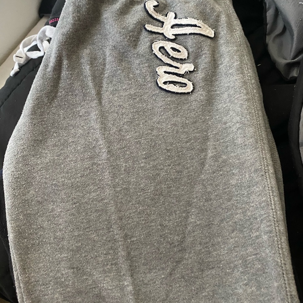 Aeropostal joggers